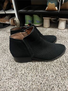 Lucky Brand Black Textured Suede Ankle Booties